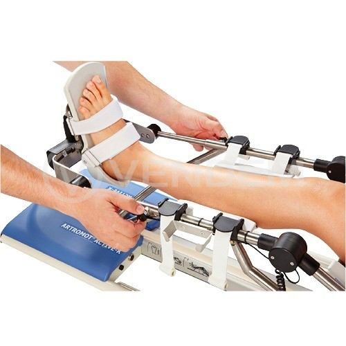 Аппарат для пассивной роботизированной механотерапии Ormed Artromot Active-K для коленного и тазобедренного суставов